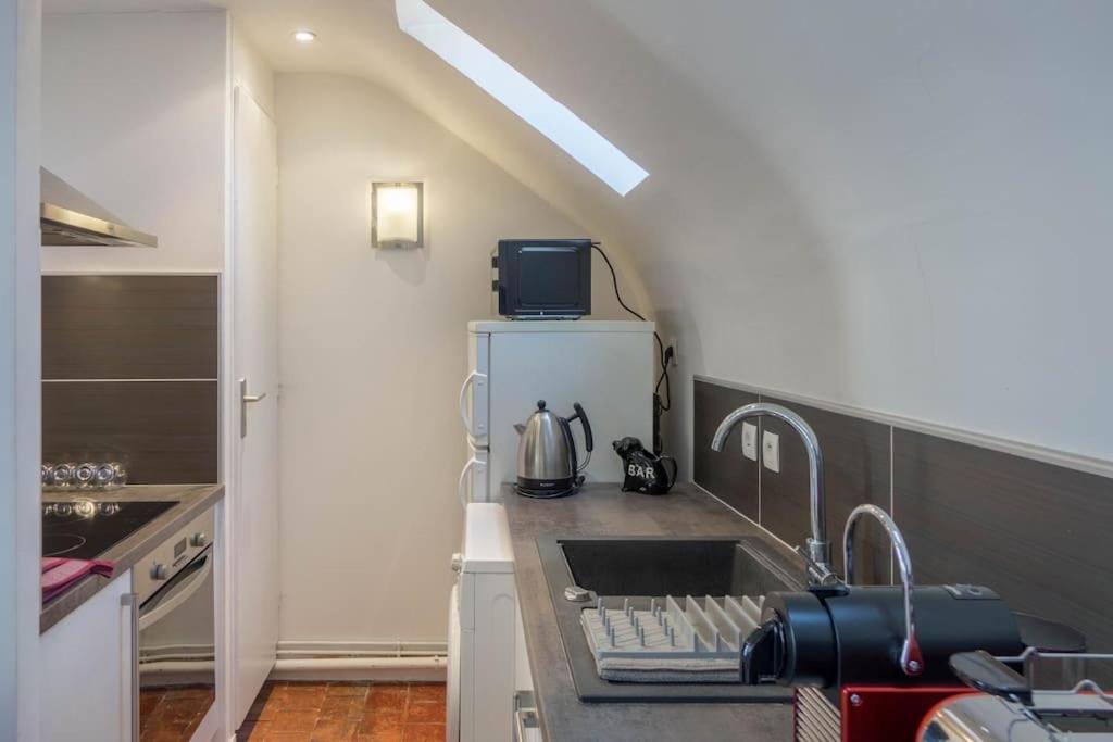 Le Sainte Anne *Studio* Apartment Орлеан Екстериор снимка